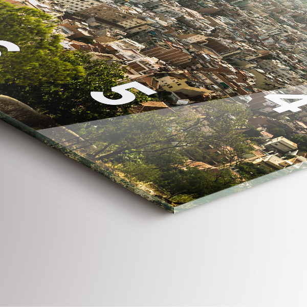 Orologio quadrato Barcellona vista Montjuic