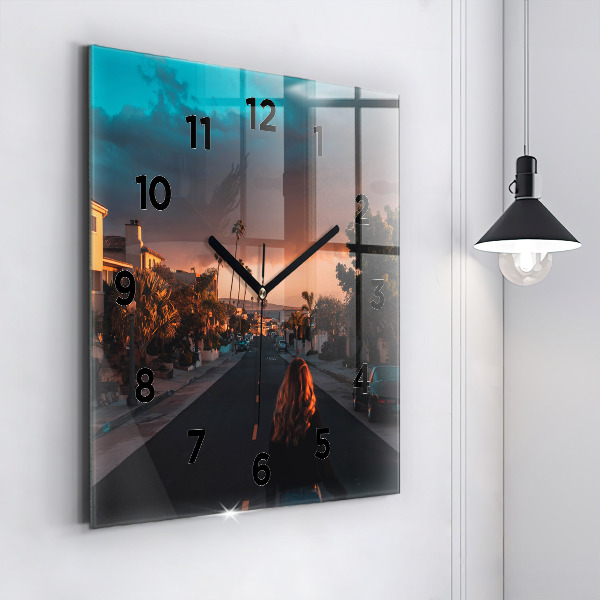 Orologio quadrato Donna sulla strada