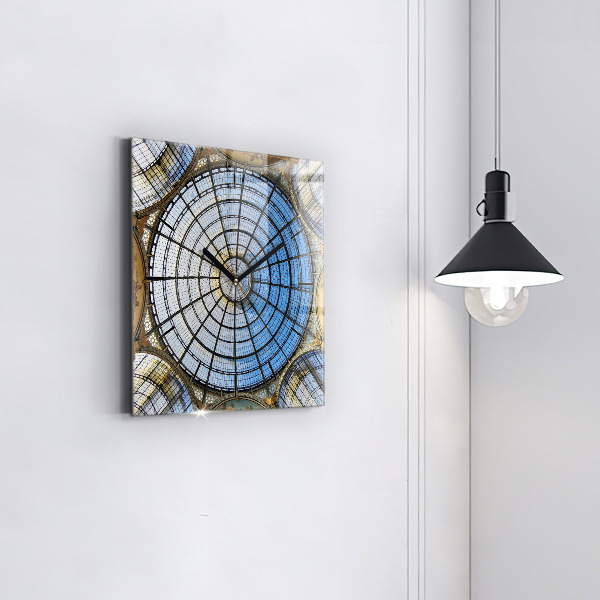 Orologio quadrato Centro commerciale a Milano