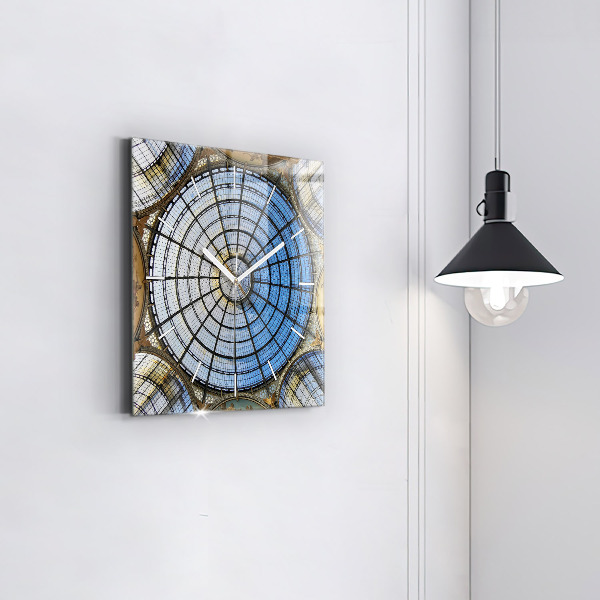 Orologio quadrato Centro commerciale a Milano