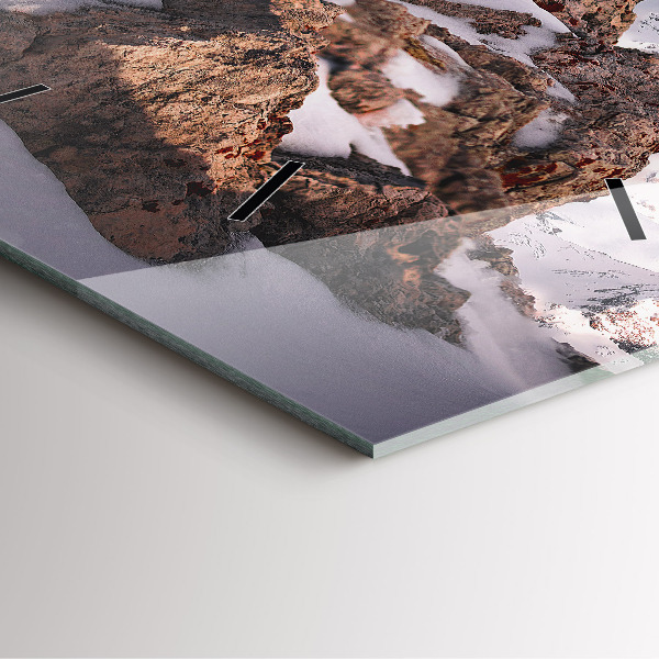 Orologio quadrato Una montagna coperta di neve