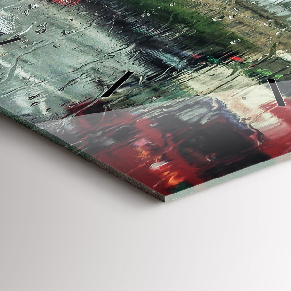 Orologio quadrato Londra piovosa