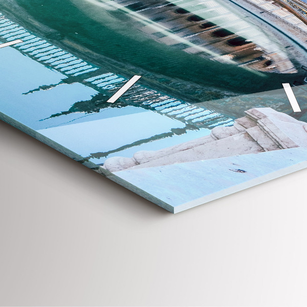 Orologio quadrato Plaza de Espana a Siviglia