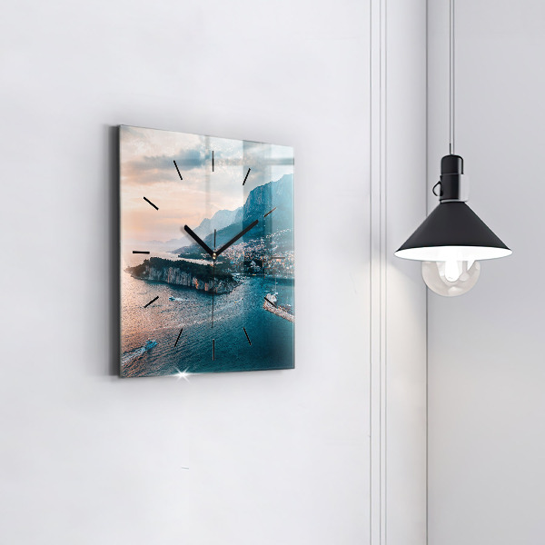 Orologio quadrato Isola in Croazia