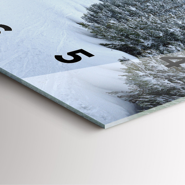 Orologio quadrato Monti dei Giganti della Repubblica Ceca in inverno