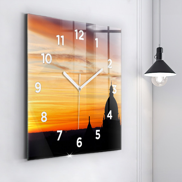 Orologio quadrato in vetro Edificio e tramonto