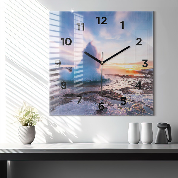 Orologio quadrato Geyser sull'isola d'Islanda