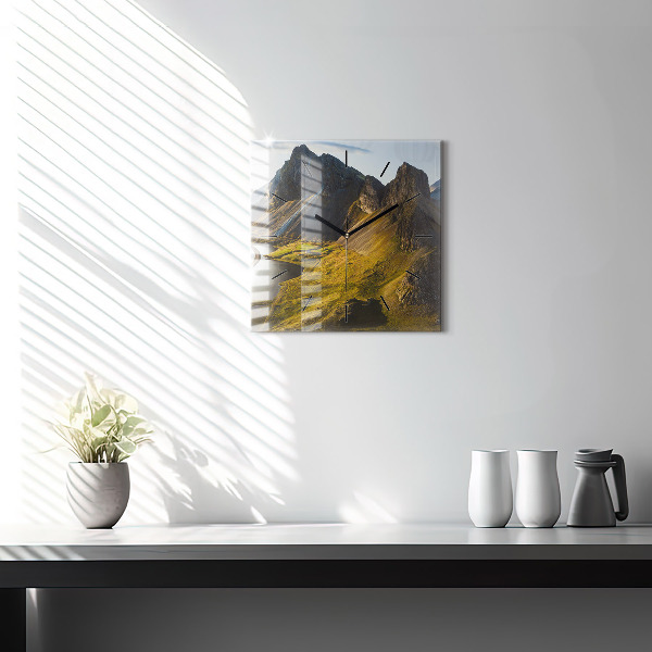 Orologio quadrato in vetro Strada in Islanda