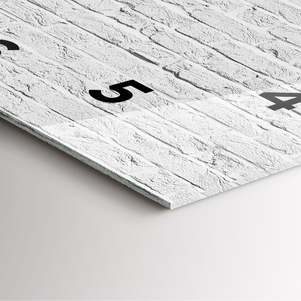 Orologio quadrato Un muro di mattoni leggeri