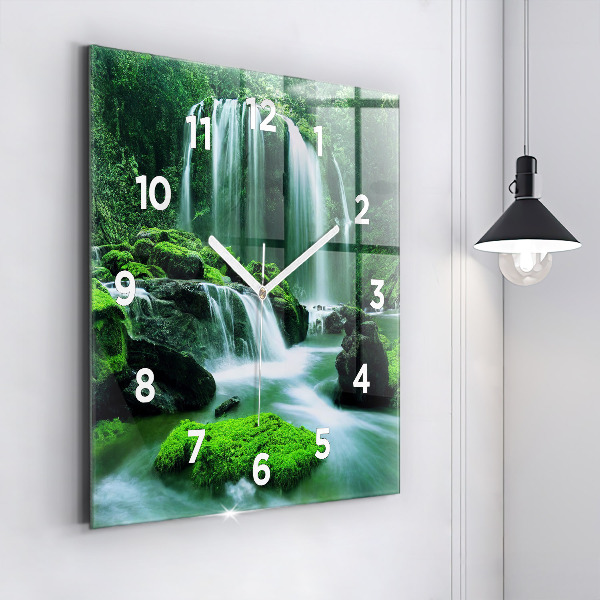 Orologio quadrato Cascata tra il muschio