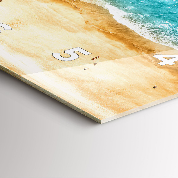 Orologio quadrato in vetro gente spiaggia mare