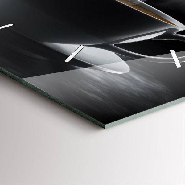 Orologio quadrato Una tazza di caffè nero