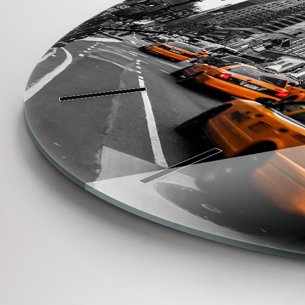 Orologio rotondo Manhattan e i taxi