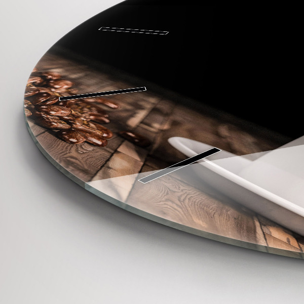 Orologio rotondo Una tazza di caffè caldo