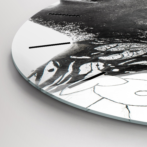 Orologio rotondo Volto di donna astratto