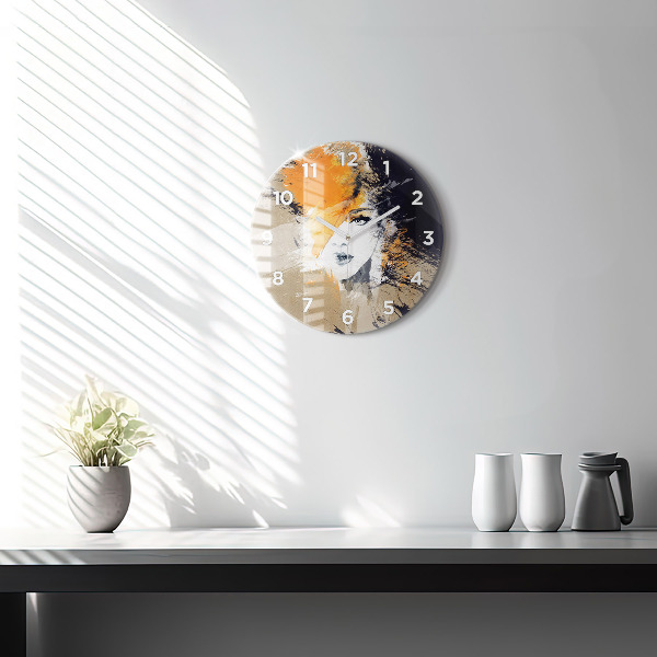 Orologio rotondo Ritratto di donna astratto
