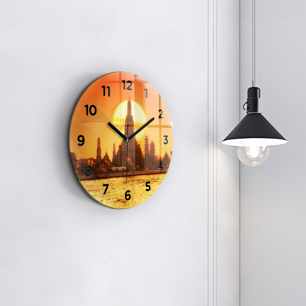 Orologio rotondo Wat arun bangkok thailand