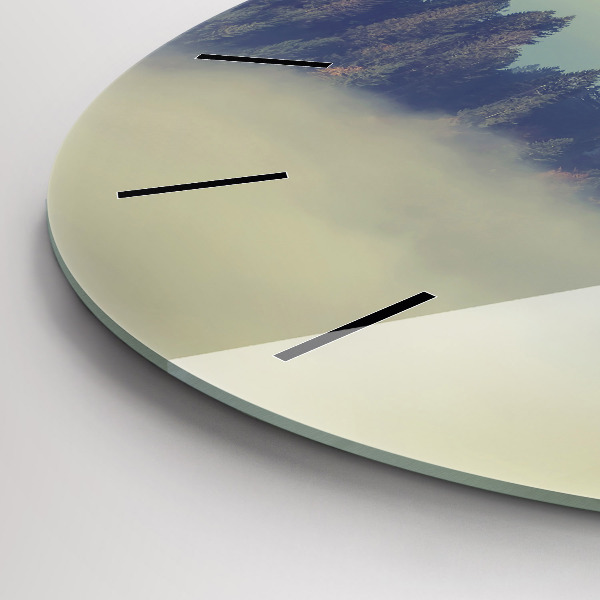 Orologio rotondo in vetro Aquila della foresta nebbiosa