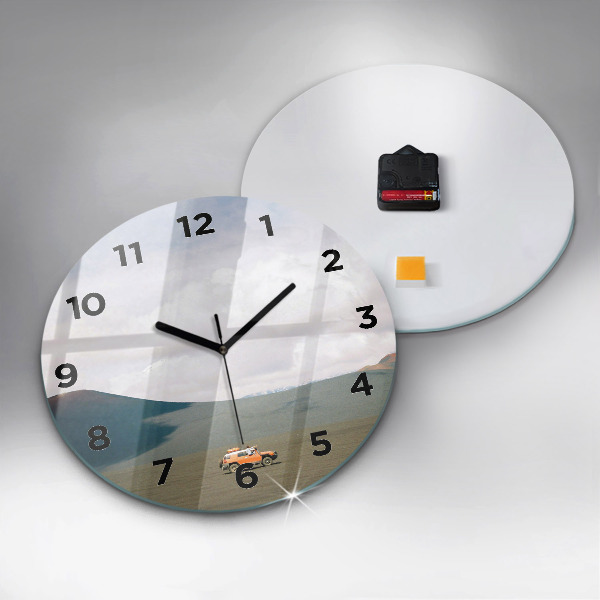 Orologio rotondo in vetro Veicolo nel deserto della Kamchatka