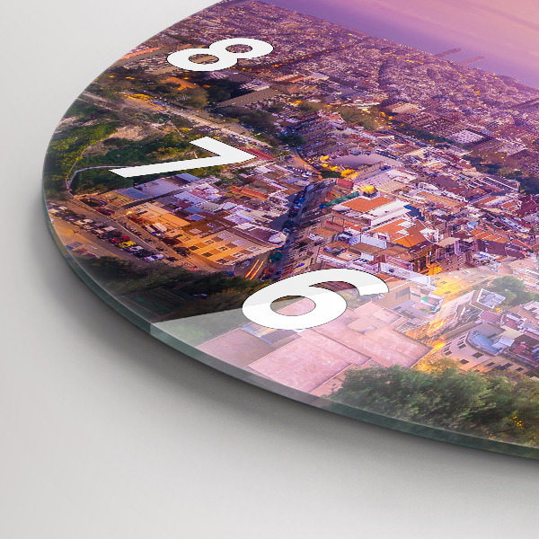 Orologio rotondo in vetro Bunker di Barcellona El Carmel