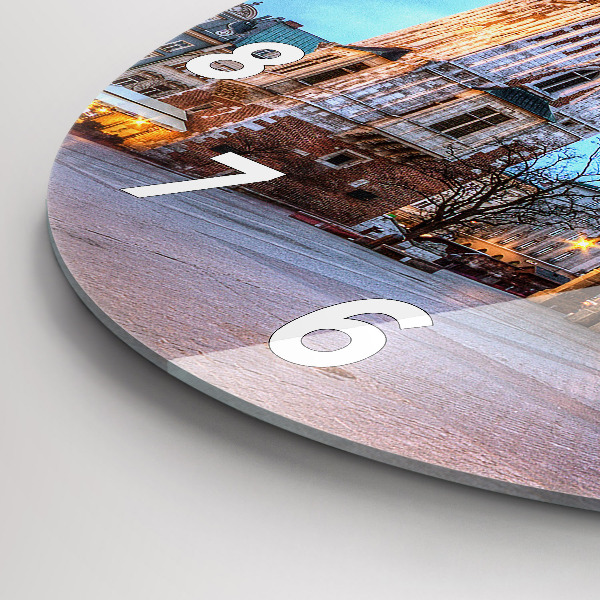 Orologio rotondo Piazza del Mercato Principale di Cracovia