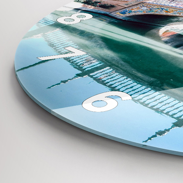 Orologio rotondo in vetro Plaza de Espana a Siviglia