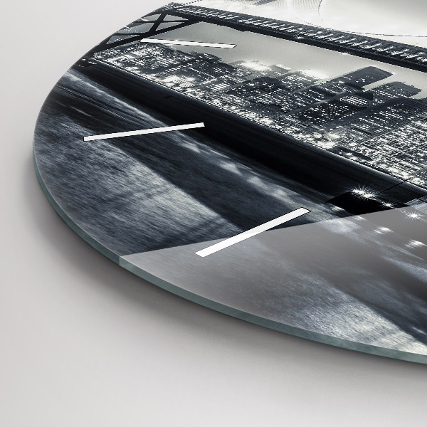 Orologio rotondo Ponte di San Francisco di notte