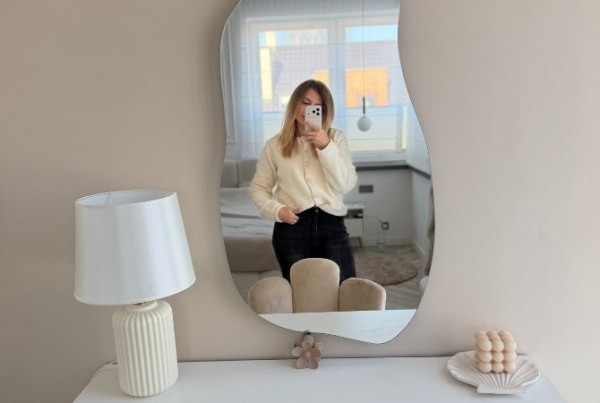 In che modo gli specchi irregolari hanno cambiato il design moderno?
